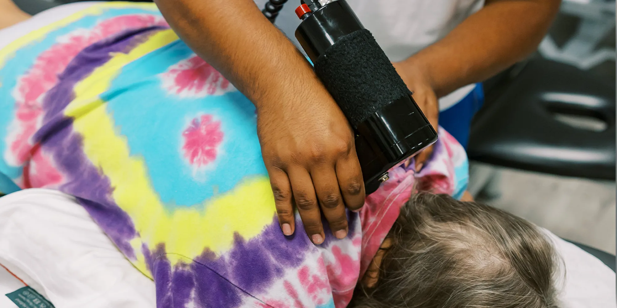 Pain Management Chandler AZ Patient Receiving Neck Pain Treatment